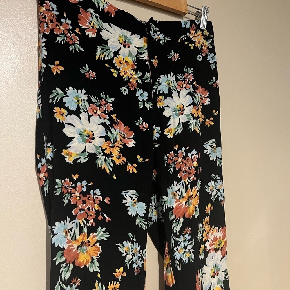 NOT FOR SALE - Picture 2 of 6